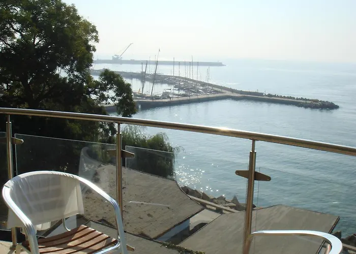 Balchik English House